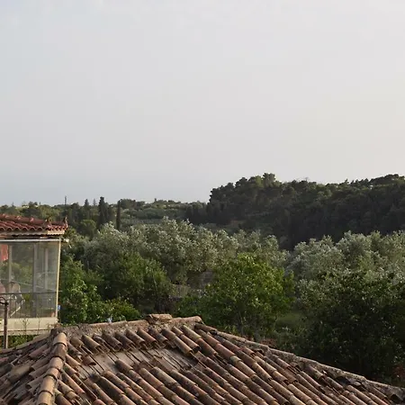 Casa Limnionas Agios Leon