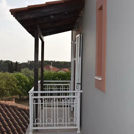 Casa Limnionas Apartment Agios Leon